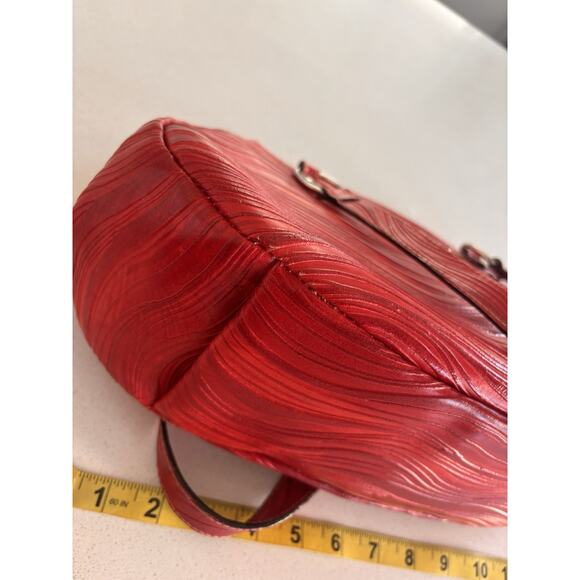 Abaco Paris Textured Oval Red Shoulder Bag - Picture 10 of 13